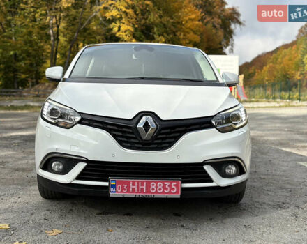Белый Рено Гранд Сценик, объемом двигателя 1.7 л и пробегом 199 тыс. км за 15550 $, фото 3 на Automoto.ua