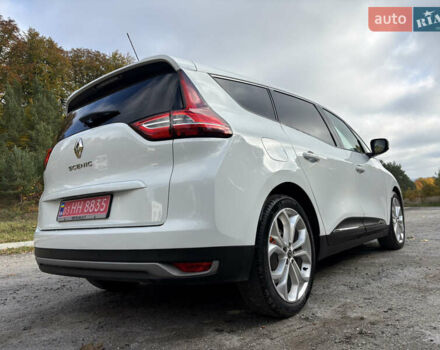 Белый Рено Гранд Сценик, объемом двигателя 1.7 л и пробегом 199 тыс. км за 15550 $, фото 20 на Automoto.ua