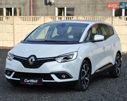 Белый Рено Гранд Сценик, объемом двигателя 1.7 л и пробегом 170 тыс. км за 17999 $, фото 3 на Automoto.ua