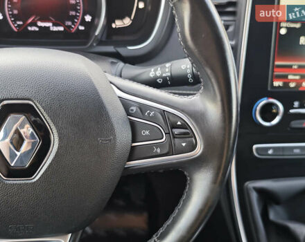 Белый Рено Гранд Сценик, объемом двигателя 1.7 л и пробегом 170 тыс. км за 17999 $, фото 31 на Automoto.ua