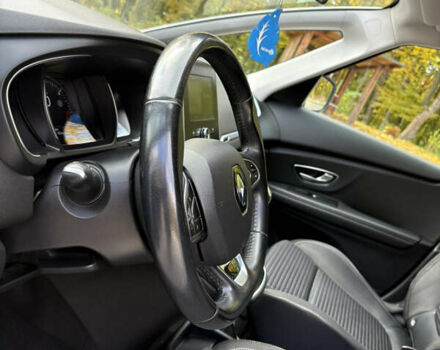 Белый Рено Гранд Сценик, объемом двигателя 1.7 л и пробегом 199 тыс. км за 15550 $, фото 31 на Automoto.ua