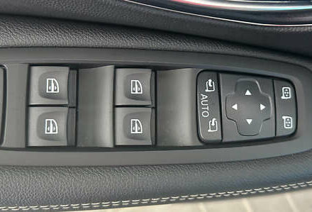 Білий Рено Гранд Сценік, об'ємом двигуна 1.7 л та пробігом 196 тис. км за 15950 $, фото 11 на Automoto.ua