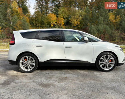 Белый Рено Гранд Сценик, объемом двигателя 1.7 л и пробегом 199 тыс. км за 15600 $, фото 12 на Automoto.ua