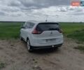 Белый Рено Гранд Сценик, объемом двигателя 1.75 л и пробегом 160 тыс. км за 17000 $, фото 4 на Automoto.ua