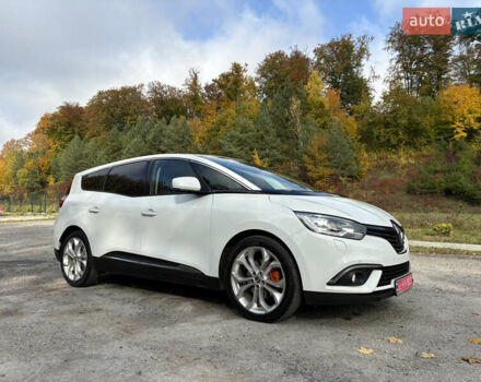 Белый Рено Гранд Сценик, объемом двигателя 1.7 л и пробегом 199 тыс. км за 15600 $, фото 1 на Automoto.ua