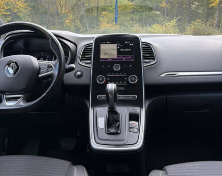 Белый Рено Гранд Сценик, объемом двигателя 1.7 л и пробегом 199 тыс. км за 15550 $, фото 45 на Automoto.ua