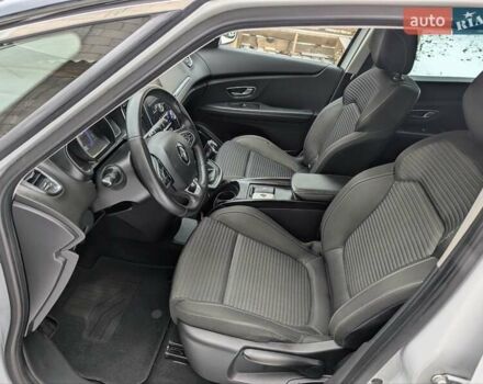 Белый Рено Гранд Сценик, объемом двигателя 1.7 л и пробегом 111 тыс. км за 16100 $, фото 21 на Automoto.ua