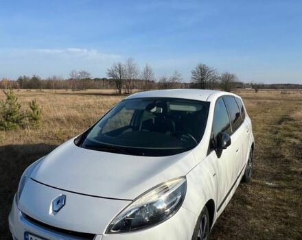Білий Рено Гранд Сценік, об'ємом двигуна 1.6 л та пробігом 182 тис. км за 9100 $, фото 1 на Automoto.ua