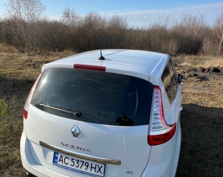 Білий Рено Гранд Сценік, об'ємом двигуна 1.6 л та пробігом 182 тис. км за 9100 $, фото 3 на Automoto.ua