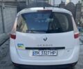 Белый Рено Гранд Сценик, объемом двигателя 1.9 л и пробегом 304 тыс. км за 7600 $, фото 2 на Automoto.ua