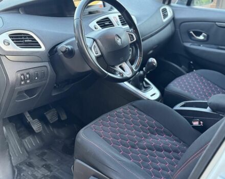 Белый Рено Гранд Сценик, объемом двигателя 1.5 л и пробегом 290 тыс. км за 6499 $, фото 3 на Automoto.ua