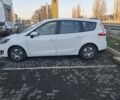 Белый Рено Гранд Сценик, объемом двигателя 1.6 л и пробегом 171 тыс. км за 8150 $, фото 2 на Automoto.ua