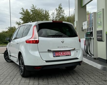 Білий Рено Гранд Сценік, об'ємом двигуна 1.6 л та пробігом 207 тис. км за 9450 $, фото 9 на Automoto.ua