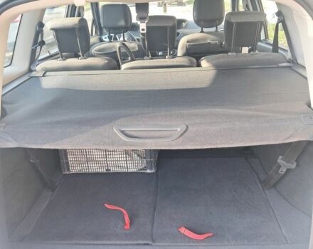 Белый Рено Гранд Сценик, объемом двигателя 1.6 л и пробегом 171 тыс. км за 8150 $, фото 9 на Automoto.ua