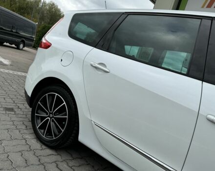 Білий Рено Гранд Сценік, об'ємом двигуна 1.6 л та пробігом 207 тис. км за 9450 $, фото 4 на Automoto.ua