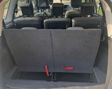 Белый Рено Гранд Сценик, объемом двигателя 1.6 л и пробегом 171 тыс. км за 8150 $, фото 13 на Automoto.ua