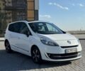 Белый Рено Гранд Сценик, объемом двигателя 1.6 л и пробегом 253 тыс. км за 7300 $, фото 6 на Automoto.ua
