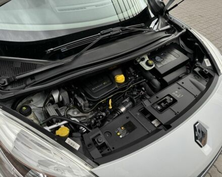 Білий Рено Гранд Сценік, об'ємом двигуна 1.6 л та пробігом 207 тис. км за 9450 $, фото 22 на Automoto.ua