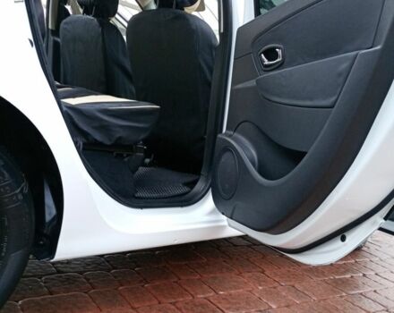 Белый Рено Гранд Сценик, объемом двигателя 1.5 л и пробегом 175 тыс. км за 8200 $, фото 8 на Automoto.ua