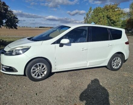 Белый Рено Гранд Сценик, объемом двигателя 1.5 л и пробегом 214 тыс. км за 8500 $, фото 2 на Automoto.ua