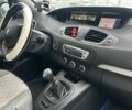 Белый Рено Гранд Сценик, объемом двигателя 1.5 л и пробегом 287 тыс. км за 8500 $, фото 9 на Automoto.ua