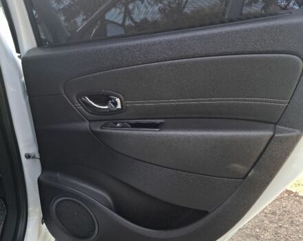 Белый Рено Гранд Сценик, объемом двигателя 1.5 л и пробегом 214 тыс. км за 8500 $, фото 16 на Automoto.ua