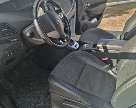 Белый Рено Гранд Сценик, объемом двигателя 1.5 л и пробегом 214 тыс. км за 8500 $, фото 14 на Automoto.ua