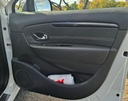 Белый Рено Гранд Сценик, объемом двигателя 1.5 л и пробегом 214 тыс. км за 8500 $, фото 13 на Automoto.ua