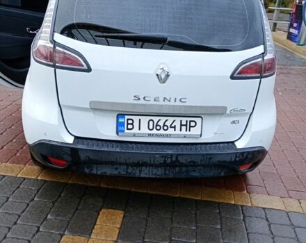 Белый Рено Гранд Сценик, объемом двигателя 1.5 л и пробегом 175 тыс. км за 8200 $, фото 3 на Automoto.ua