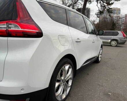 Білий Рено Гранд Сценік, об'ємом двигуна 1.8 л та пробігом 163 тис. км за 13500 $, фото 6 на Automoto.ua