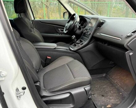 Білий Рено Гранд Сценік, об'ємом двигуна 1.8 л та пробігом 163 тис. км за 13500 $, фото 14 на Automoto.ua