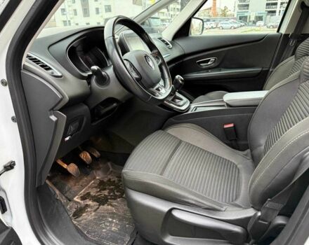 Білий Рено Гранд Сценік, об'ємом двигуна 1.8 л та пробігом 163 тис. км за 13500 $, фото 16 на Automoto.ua