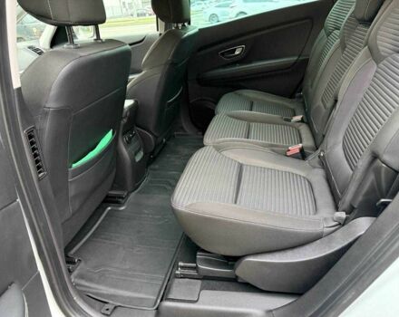 Білий Рено Гранд Сценік, об'ємом двигуна 1.8 л та пробігом 163 тис. км за 13500 $, фото 10 на Automoto.ua