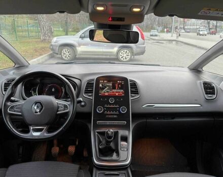 Білий Рено Гранд Сценік, об'ємом двигуна 1.8 л та пробігом 163 тис. км за 13500 $, фото 19 на Automoto.ua