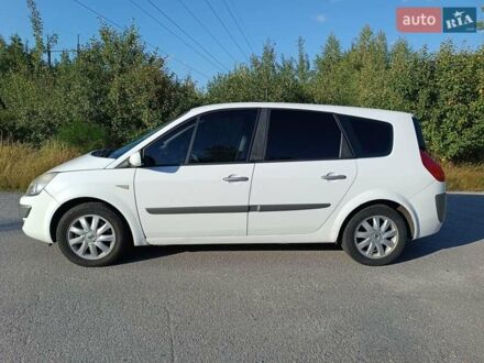 Білий Рено Гранд Сценік, об'ємом двигуна 1.9 л та пробігом 335 тис. км за 5800 $, фото 1 на Automoto.ua