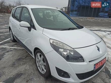 Рено Гранд Сценік 2011 у Вінниці на Automoto.ua Білий Рено Гранд Сценік, об'ємом двигуна 1.5 л та пробігом 220 тис. км за 6999 $, фото 1 на Automoto.ua