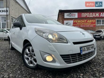 Белый Рено Гранд Сценик, объемом двигателя 1.5 л и пробегом 234 тыс. км за 6700 $, фото 1 на Automoto.ua