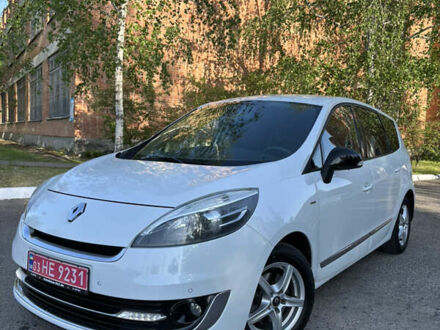 Рено Гранд Сценік 2012 у Зенькове на Automoto.ua Білий Рено Гранд Сценік, об'ємом двигуна 1.6 л та пробігом 250 тис. км за 8700 $, фото 1 на Automoto.ua