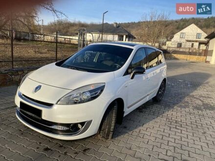 Рено Гранд Сценик 2012 в Могилев-Подольском на Automoto.ua Белый Рено Гранд Сценик, объемом двигателя 1.5 л и пробегом 206 тыс. км за 8999 $, фото 1 на Automoto.ua