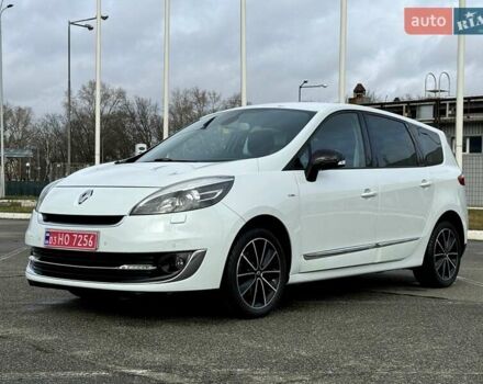 Белый Рено Гранд Сценик, объемом двигателя 1.5 л и пробегом 205 тыс. км за 10950 $, фото 1 на Automoto.ua