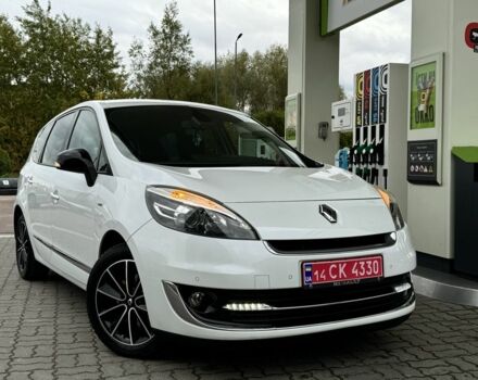 Білий Рено Гранд Сценік, об'ємом двигуна 1.6 л та пробігом 207 тис. км за 9450 $, фото 1 на Automoto.ua