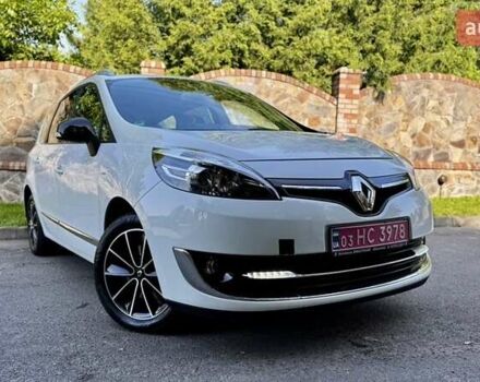 Білий Рено Гранд Сценік, об'ємом двигуна 1.2 л та пробігом 177 тис. км за 6999 $, фото 1 на Automoto.ua