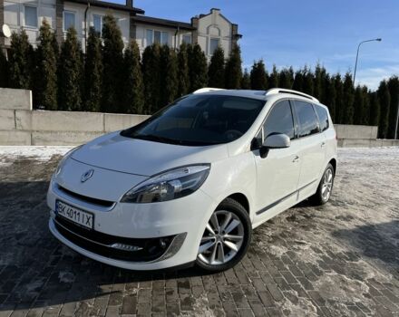 Белый Рено Гранд Сценик, объемом двигателя 1.6 л и пробегом 253 тыс. км за 8750 $, фото 1 на Automoto.ua