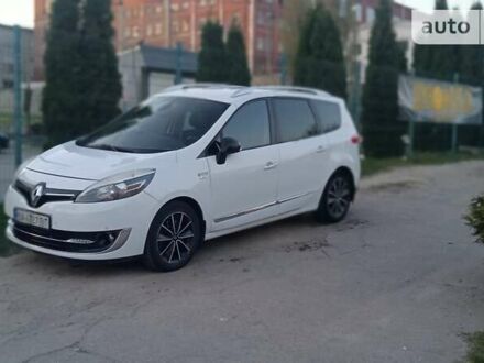 Рено Гранд Сценик 2013 в Кропивницком (Кировограде) на Automoto.ua Белый Рено Гранд Сценик, объемом двигателя 2 л и пробегом 340 тыс. км за 8800 $, фото 1 на Automoto.ua