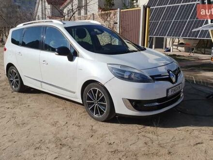 Белый Рено Гранд Сценик, объемом двигателя 1.6 л и пробегом 289 тыс. км за 10000 $, фото 1 на Automoto.ua