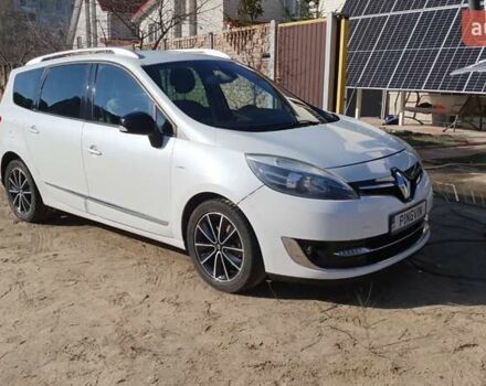 Белый Рено Гранд Сценик, объемом двигателя 1.6 л и пробегом 289 тыс. км за 10000 $, фото 1 на Automoto.ua