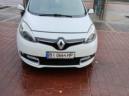 Рено Гранд Сценик 2014 в Полтаве на Automoto.ua Белый Рено Гранд Сценик, объемом двигателя 1.5 л и пробегом 175 тыс. км за 8200 $, фото 1 на Automoto.ua