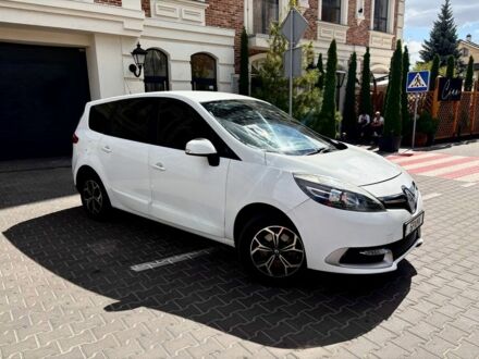 Рено Гранд Сценик 2014 в Белой Церкве на Automoto.ua Белый Рено Гранд Сценик, объемом двигателя 1.5 л и пробегом 290 тыс. км за 7800 $, фото 1 на Automoto.ua