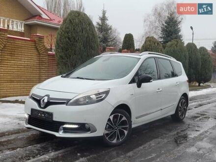 Рено Гранд Сценик 2014 в Днепре (Днепропетровске) на Automoto.ua Белый Рено Гранд Сценик, объемом двигателя 1.6 л и пробегом 207 тыс. км за 10600 $, фото 1 на Automoto.ua