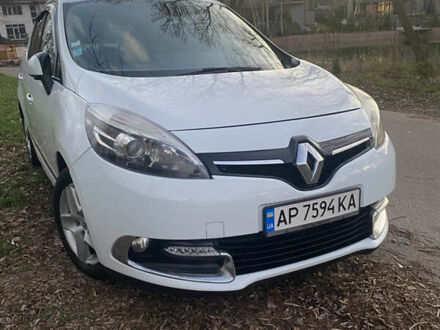 Белый Рено Гранд Сценик, объемом двигателя 1.5 л и пробегом 270 тыс. км за 8699 $, фото 1 на Automoto.ua